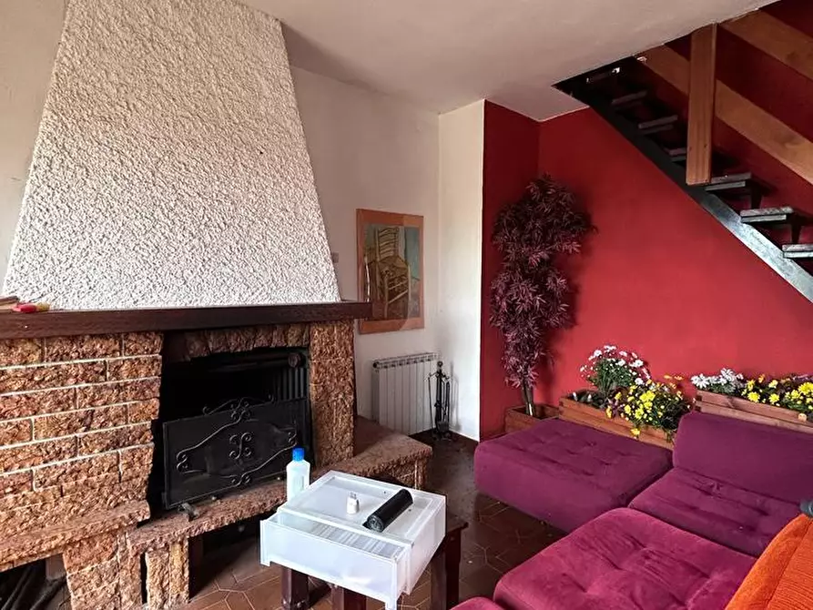 Immagine 40 di Casa indipendente in vendita  a Fosdinovo