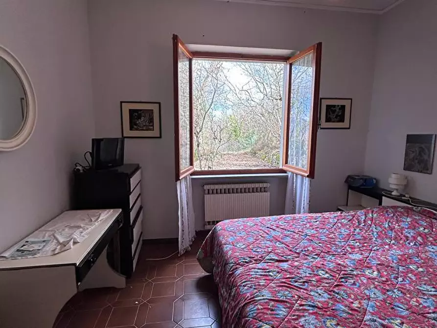 Immagine 9 di Casa indipendente in vendita  a Fosdinovo