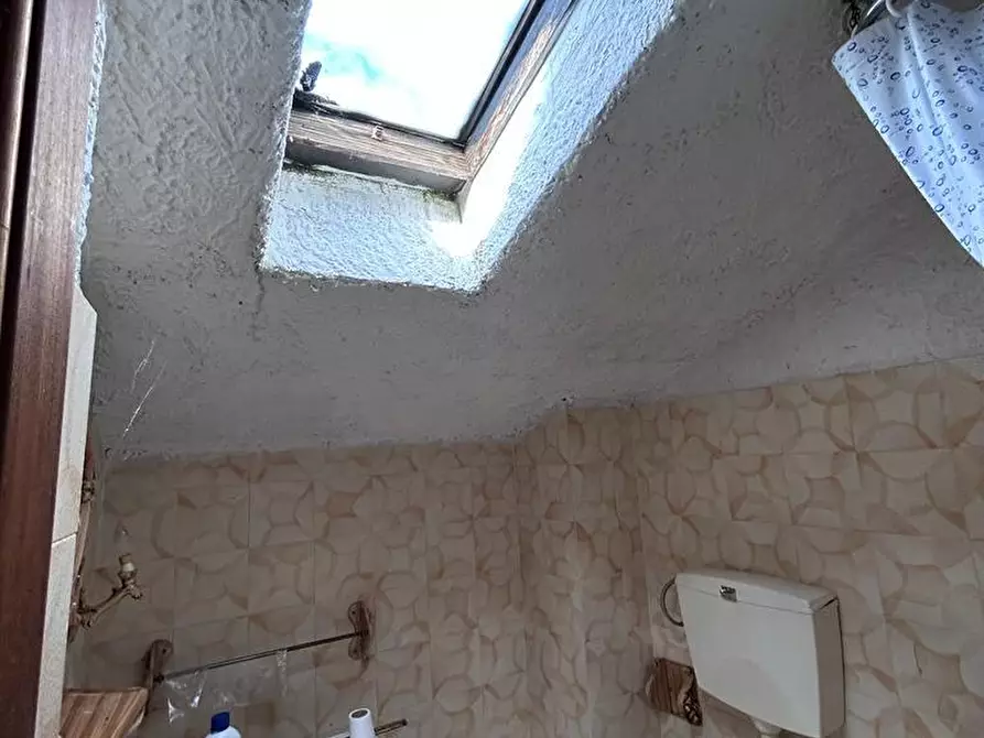 Immagine 17 di Casa indipendente in vendita  a Fosdinovo