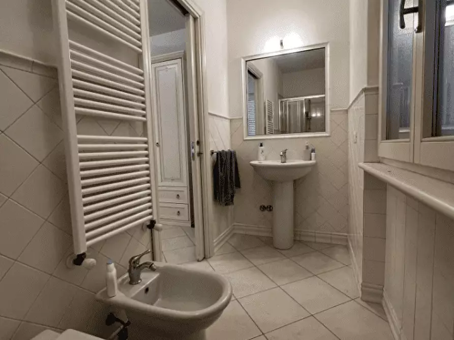 Immagine 9 di Villa in vendita  a Forte Dei Marmi