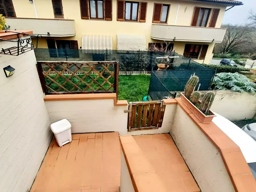 Immagine 18 di Appartamento in vendita  a Vinci