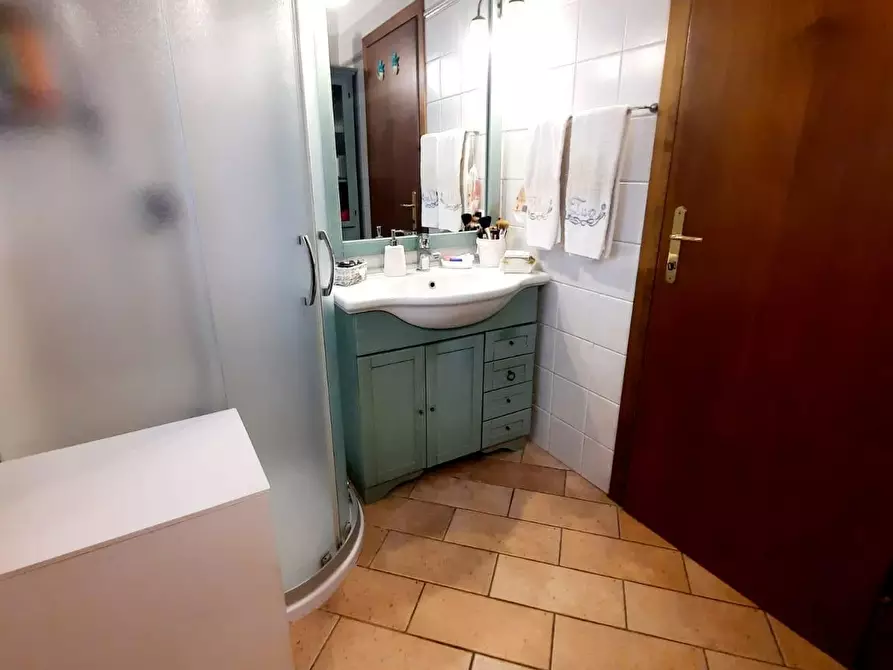 Immagine 14 di Appartamento in vendita  a Vinci