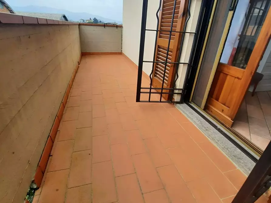 Immagine 10 di Appartamento in vendita  a Vinci