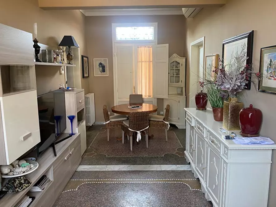 Immagine 4 di Villa in affitto  a Forte Dei Marmi