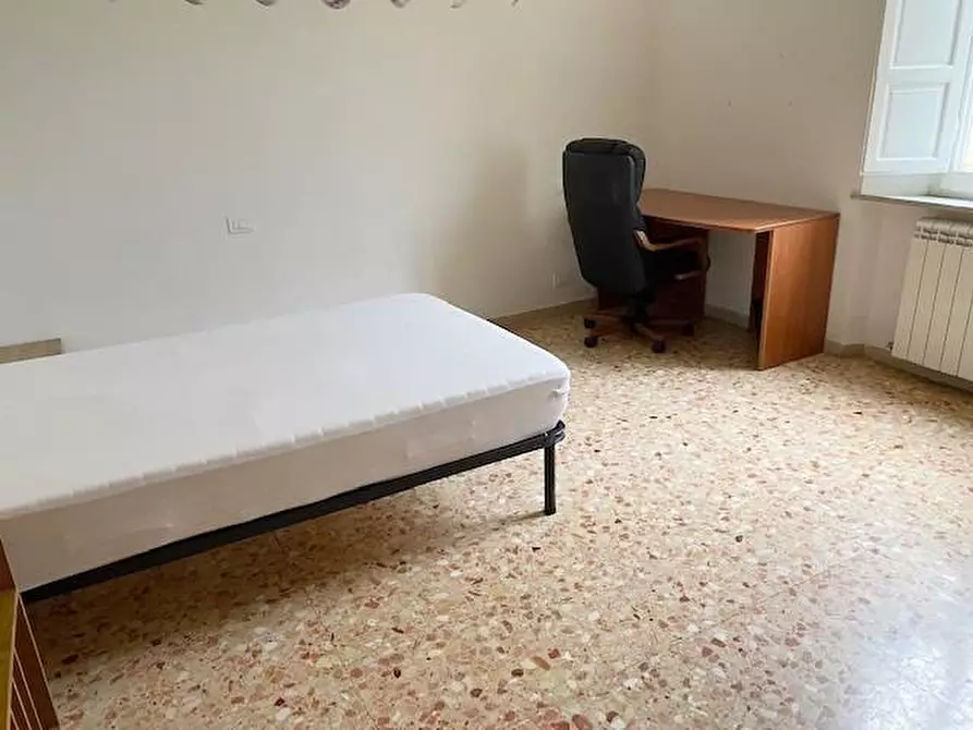 Immagine 5 di Appartamento in affitto  a Pisa