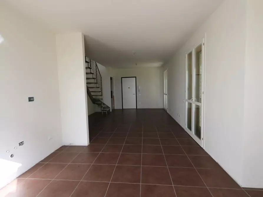 Immagine 4 di Mansarda in vendita  a Pontedera