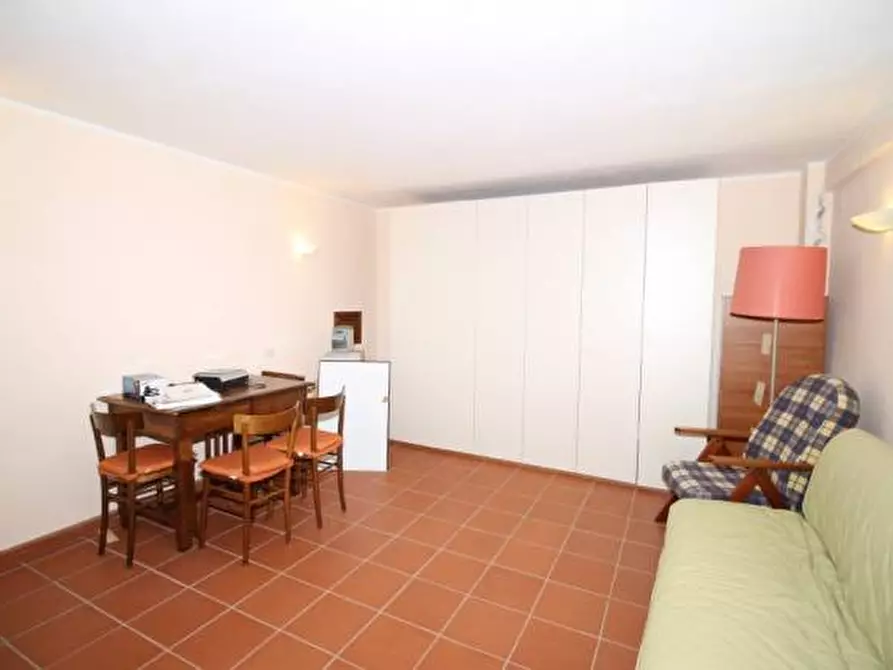 Immagine 8 di Appartamento in vendita  a Castelnuovo Berardenga