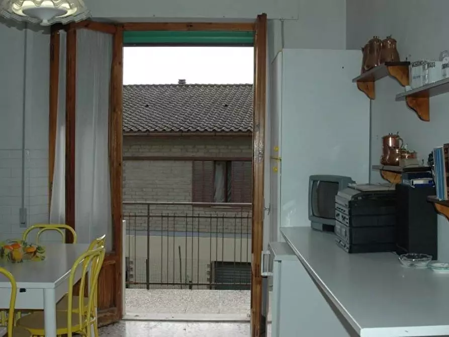 Immagine 6 di Appartamento in vendita  a Monticiano