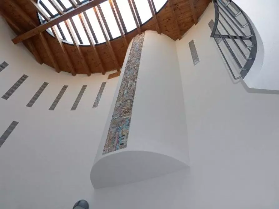 Immagine 9 di Appartamento in vendita  a Siena