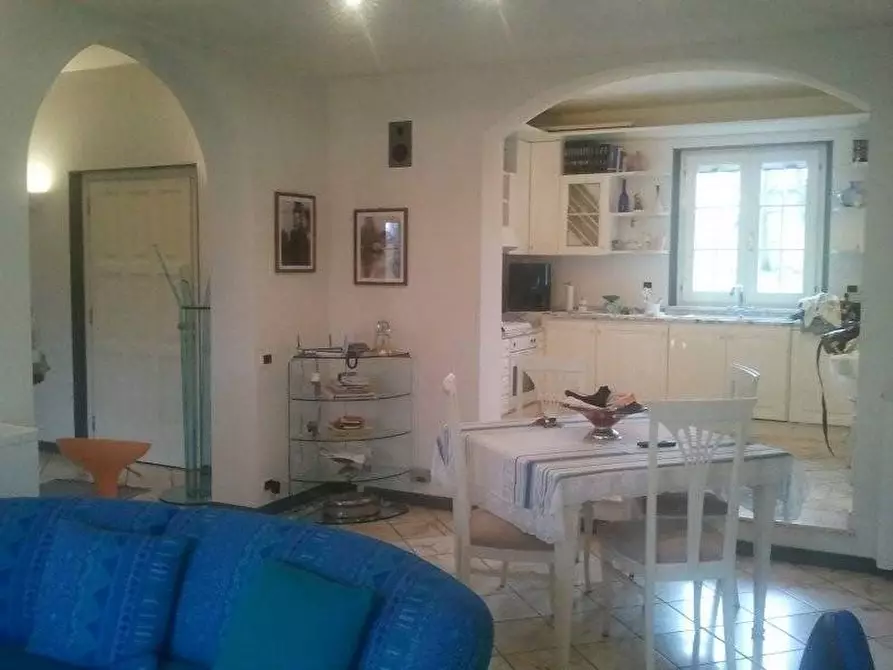 Immagine 11 di Villa in vendita  a Pienza