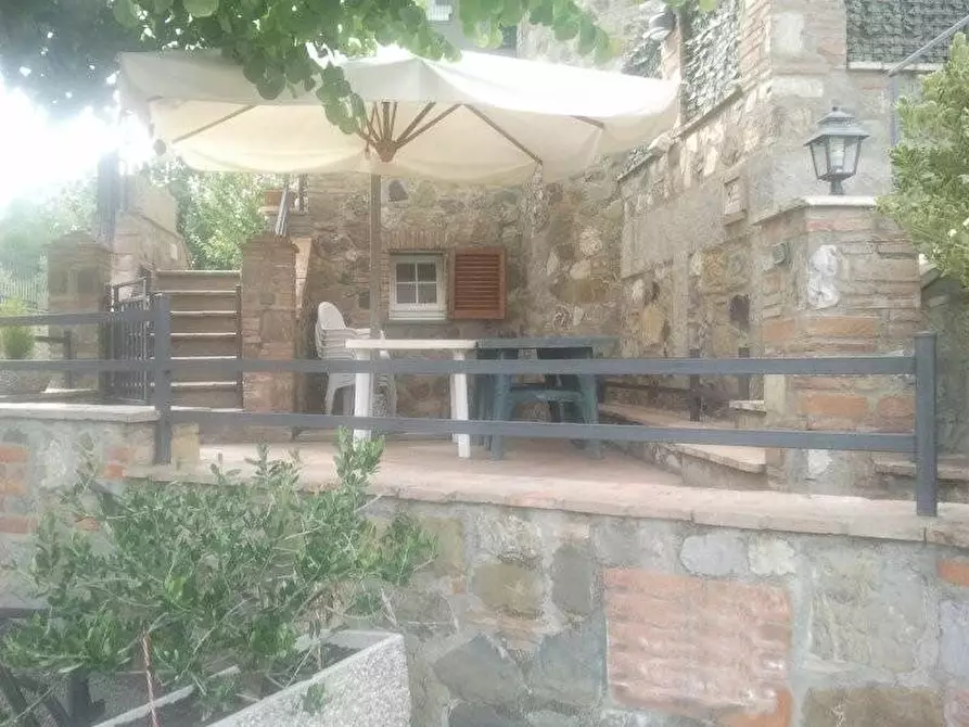 Immagine 10 di Villa in vendita  a Pienza