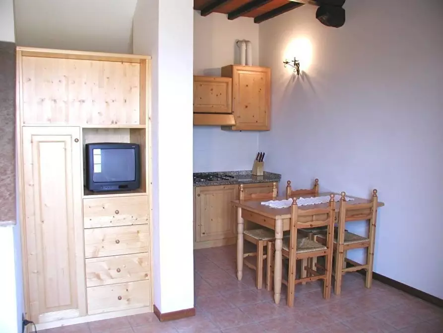 Immagine 4 di Porzione di casa in vendita  a Volterra