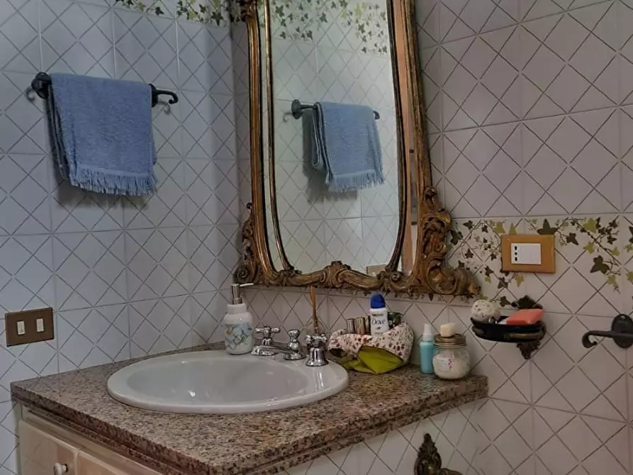 Immagine 26 di Villa in vendita  a Casciana Terme Lari