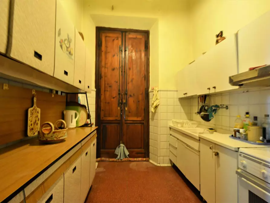 Immagine 8 di Villa in vendita  a Lucca