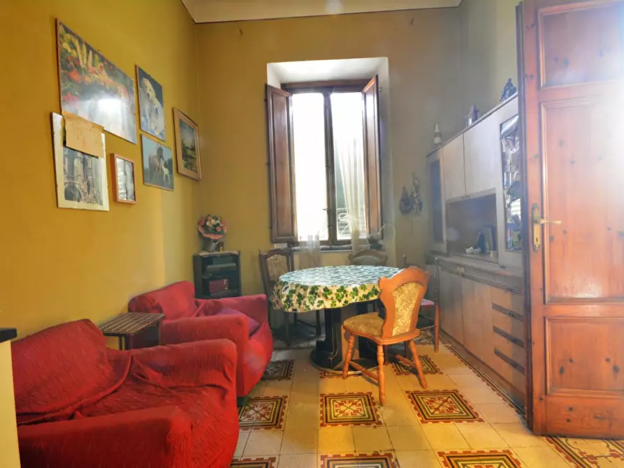 Immagine 10 di Villa in vendita  a Lucca