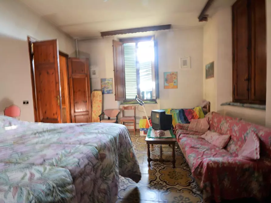 Immagine 14 di Villa in vendita  a Lucca