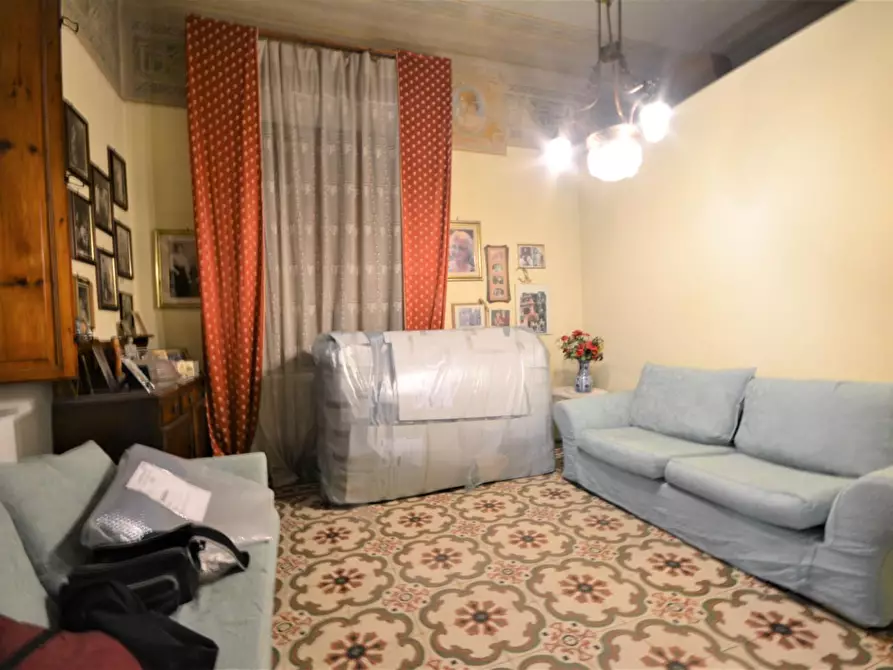 Immagine 4 di Villa in vendita  a Lucca