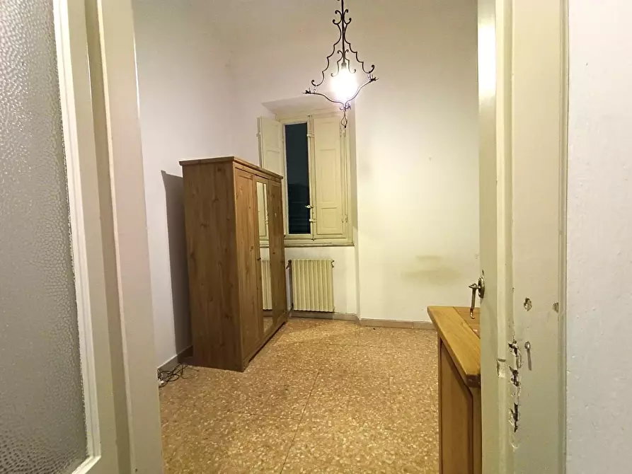 Immagine 16 di Appartamento in vendita  a Lucca