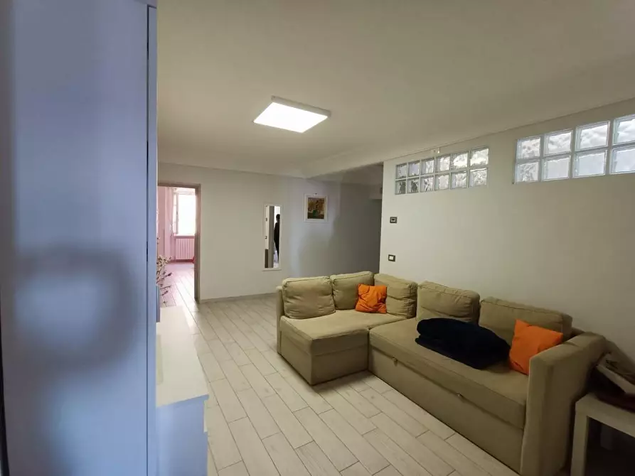 Immagine 7 di Appartamento in vendita  a Massa