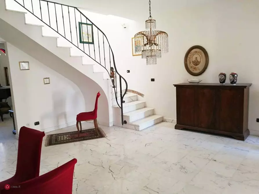 Immagine 9 di Appartamento in vendita  a Carrara