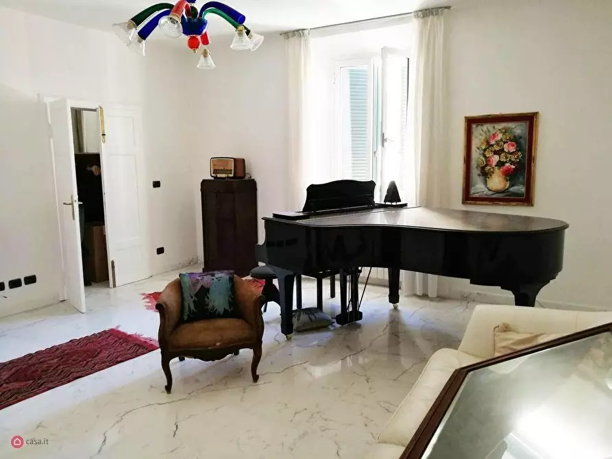 Immagine 7 di Appartamento in vendita  a Carrara