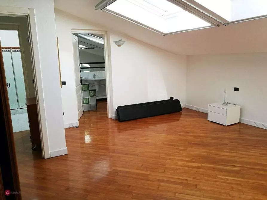 Immagine 25 di Appartamento in vendita  a Carrara