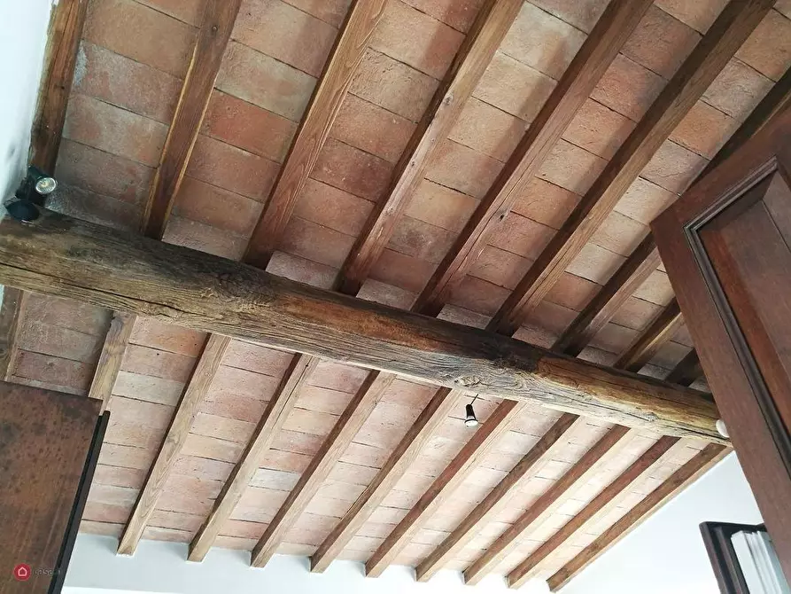 Immagine 15 di Appartamento in vendita  a Carrara