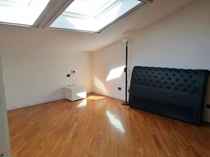 Immagine 22 di Appartamento in vendita  a Carrara