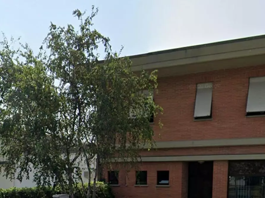 Immagine 2 di Ufficio in affitto  a Empoli