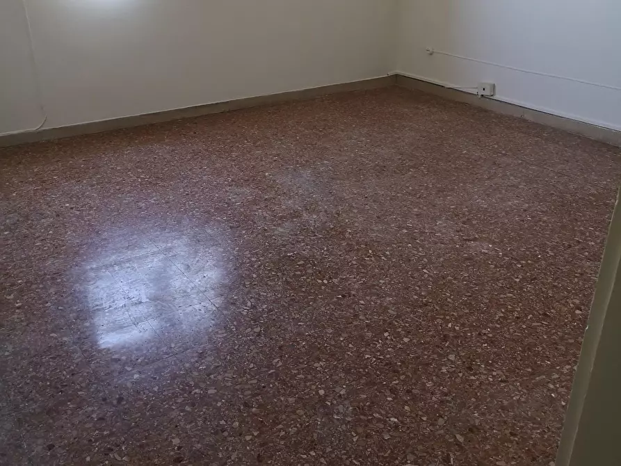 Immagine 10 di Appartamento in vendita  a Cascina