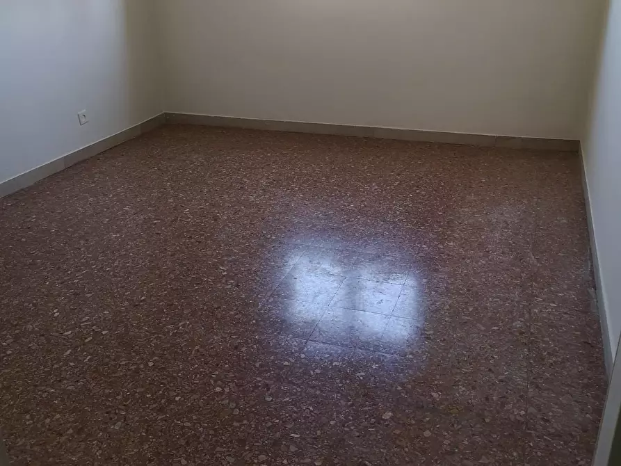 Immagine 5 di Appartamento in vendita  a Cascina