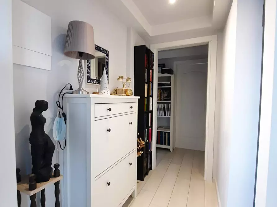 Immagine 16 di Mansarda in vendita  a Cascina