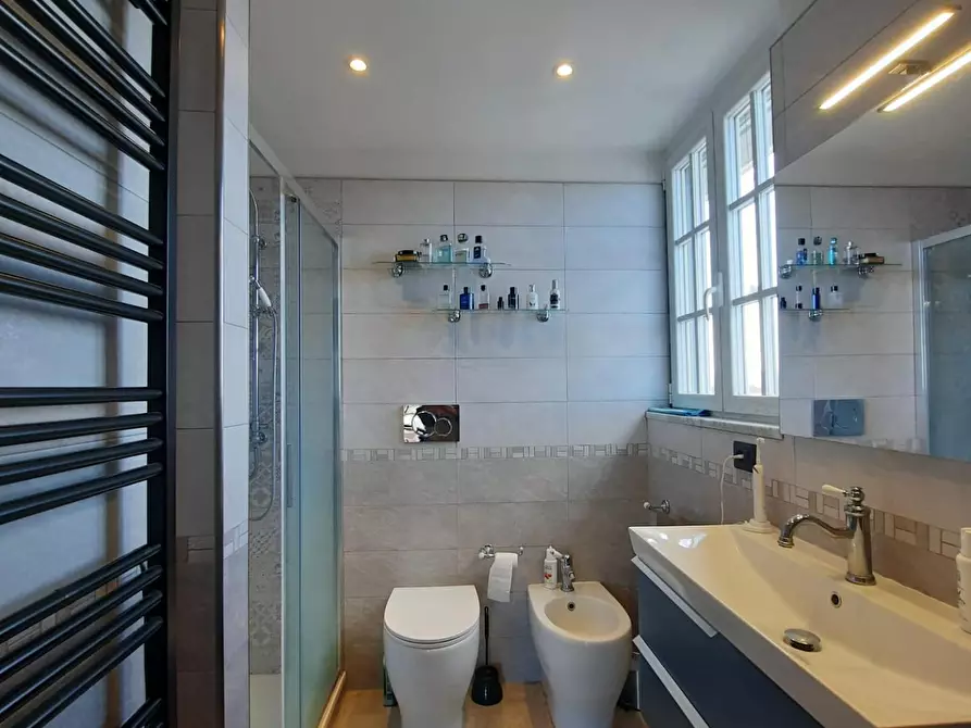 Immagine 24 di Mansarda in vendita  a Cascina