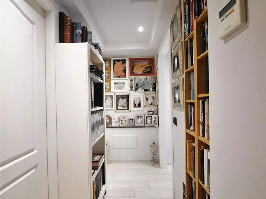 Immagine 18 di Mansarda in vendita  a Cascina