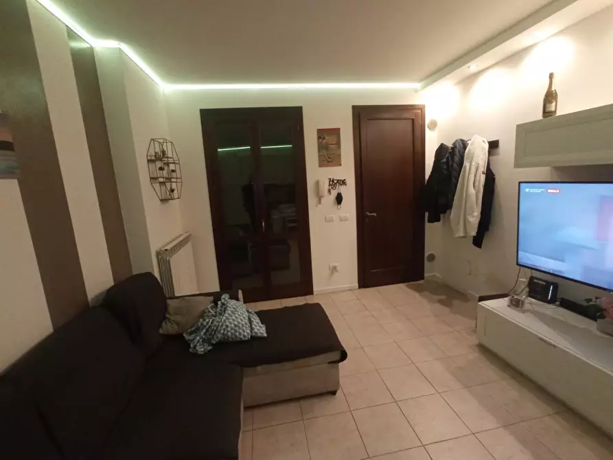 Immagine 3 di Appartamento in vendita  a Santa Maria A Monte