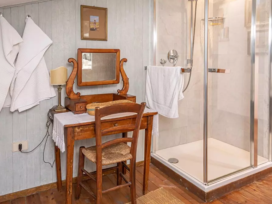 Immagine 29 di Villa in affitto  a Vecchiano