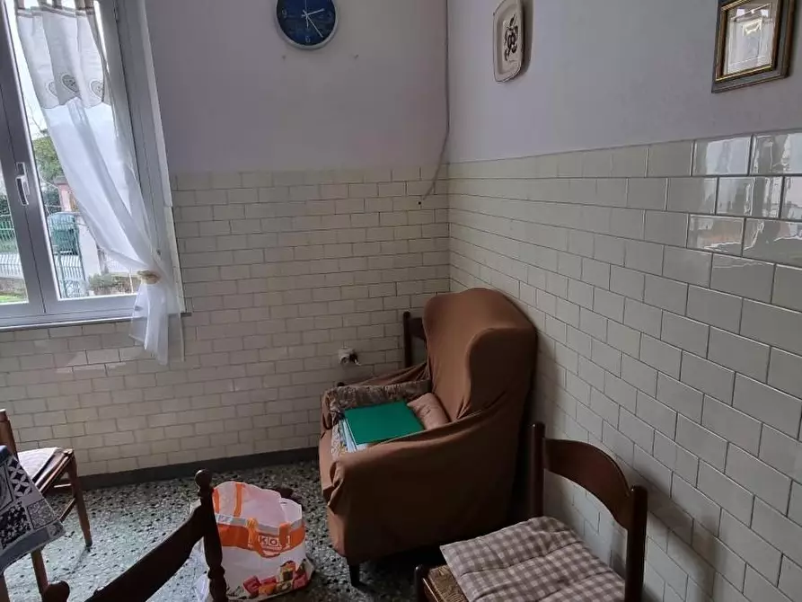 Immagine 5 di Casa indipendente in vendita  a Massa