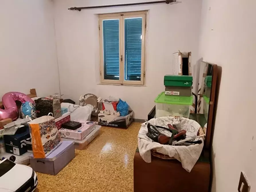 Immagine 13 di Casa indipendente in vendita  a Massa