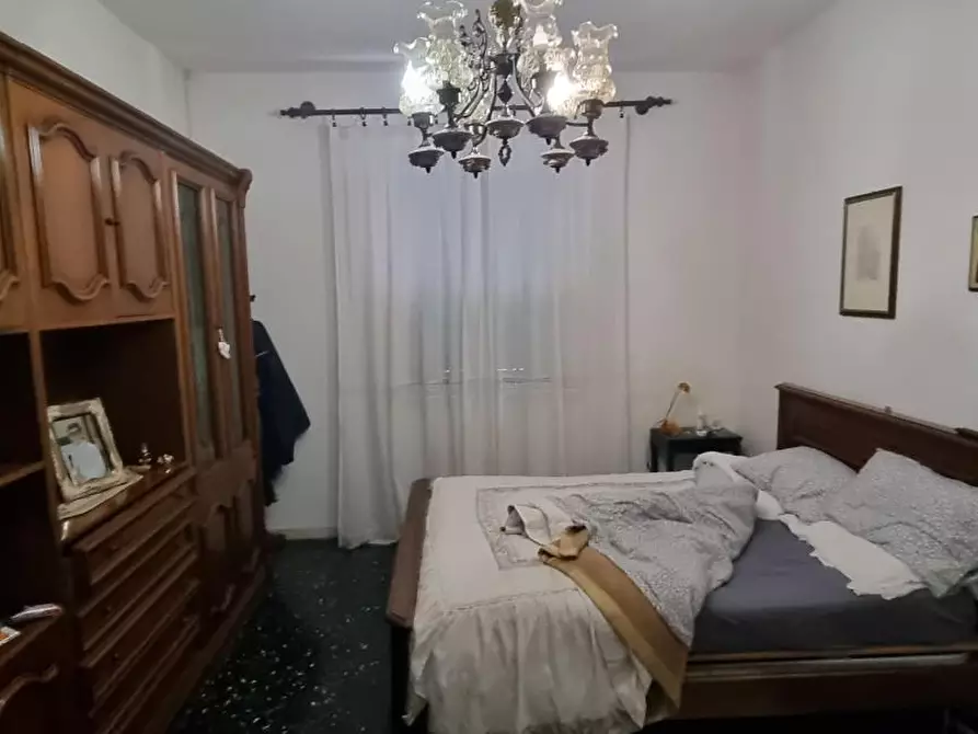 Immagine 23 di Casa indipendente in vendita  a Massa
