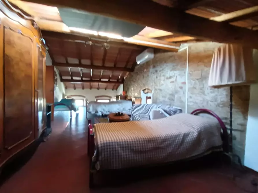 Immagine 38 di Terratetto in vendita  a Capannori