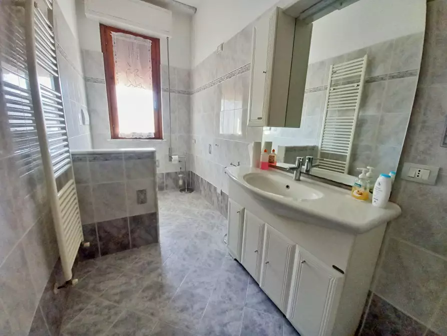 Immagine 28 di Appartamento in vendita  a Castelfiorentino