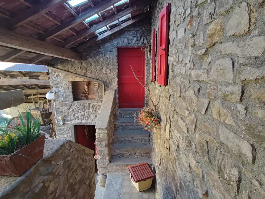 Immagine 39 di Azienda agricola in vendita  a Pontremoli