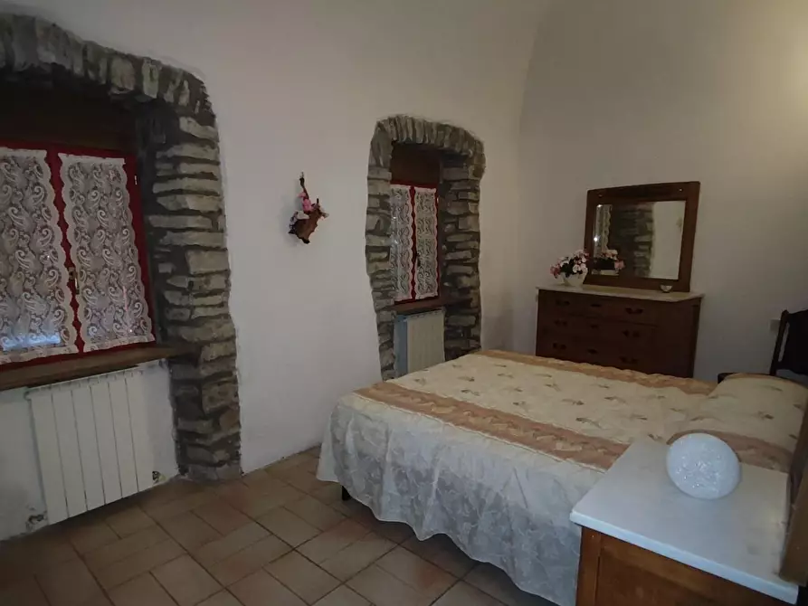 Immagine 41 di Azienda agricola in vendita  a Pontremoli