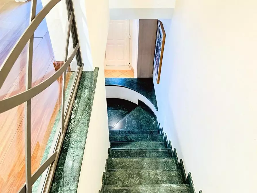 Immagine 47 di Casa bifamiliare in vendita  a Camaiore