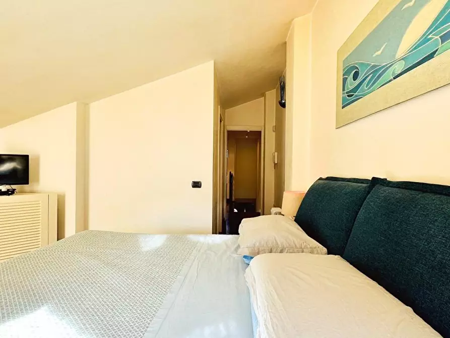 Immagine 29 di Casa bifamiliare in vendita  a Camaiore