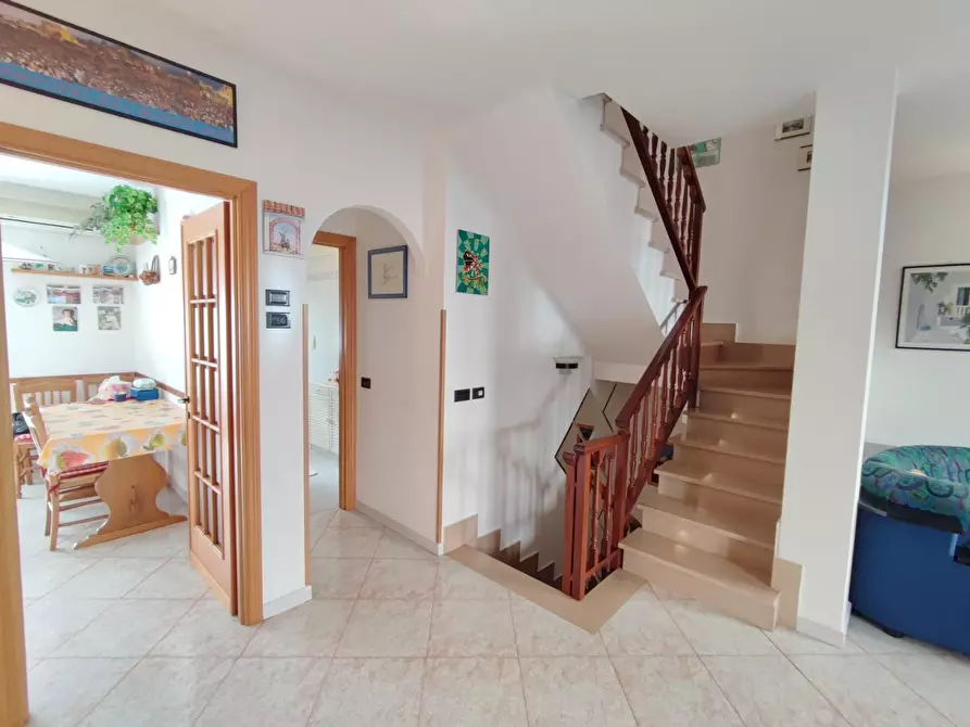 Immagine 4 di Villetta a schiera in vendita  a Viareggio