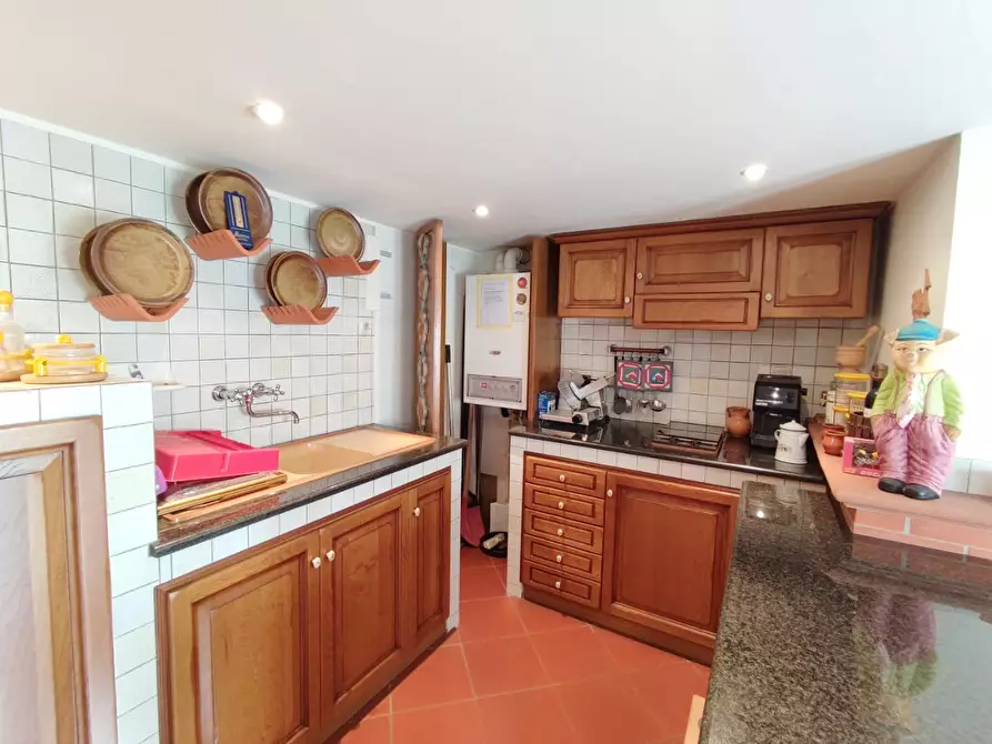 Immagine 11 di Villetta a schiera in vendita  a Viareggio