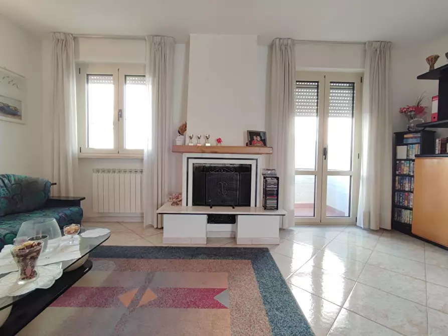 Immagine 6 di Villetta a schiera in vendita  a Viareggio