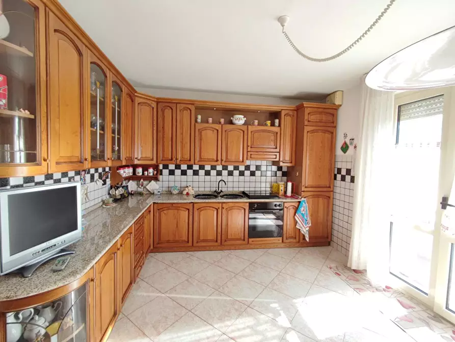 Immagine 7 di Villetta a schiera in vendita  a Viareggio