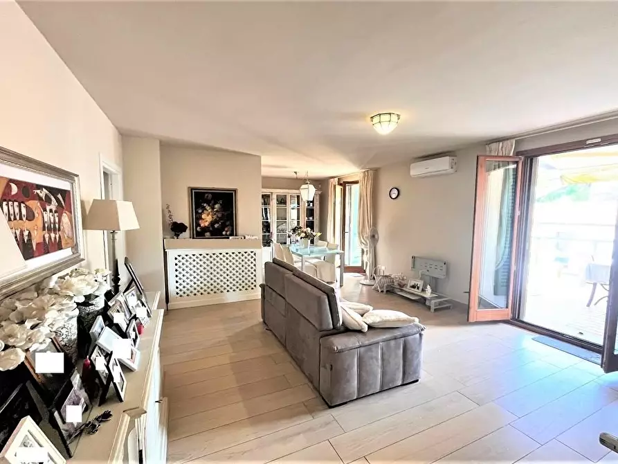 Immagine 3 di Mansarda in vendita  a Certaldo